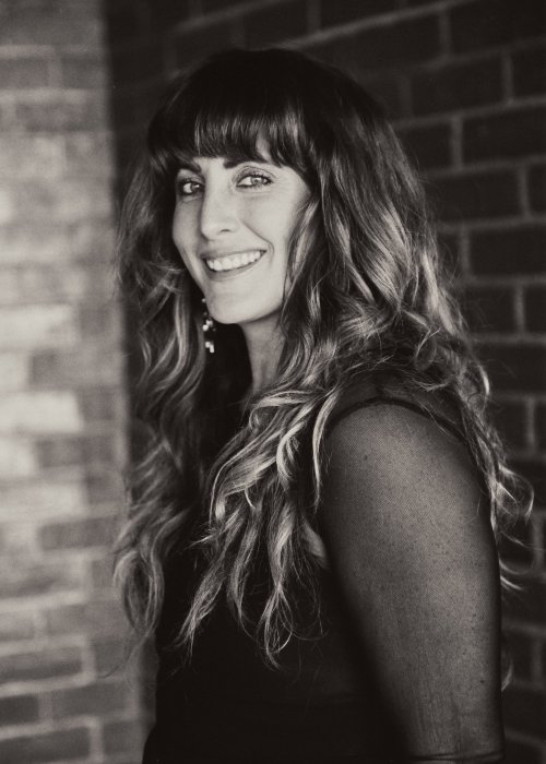 Black and white photo of author Jennifer Sodini.
